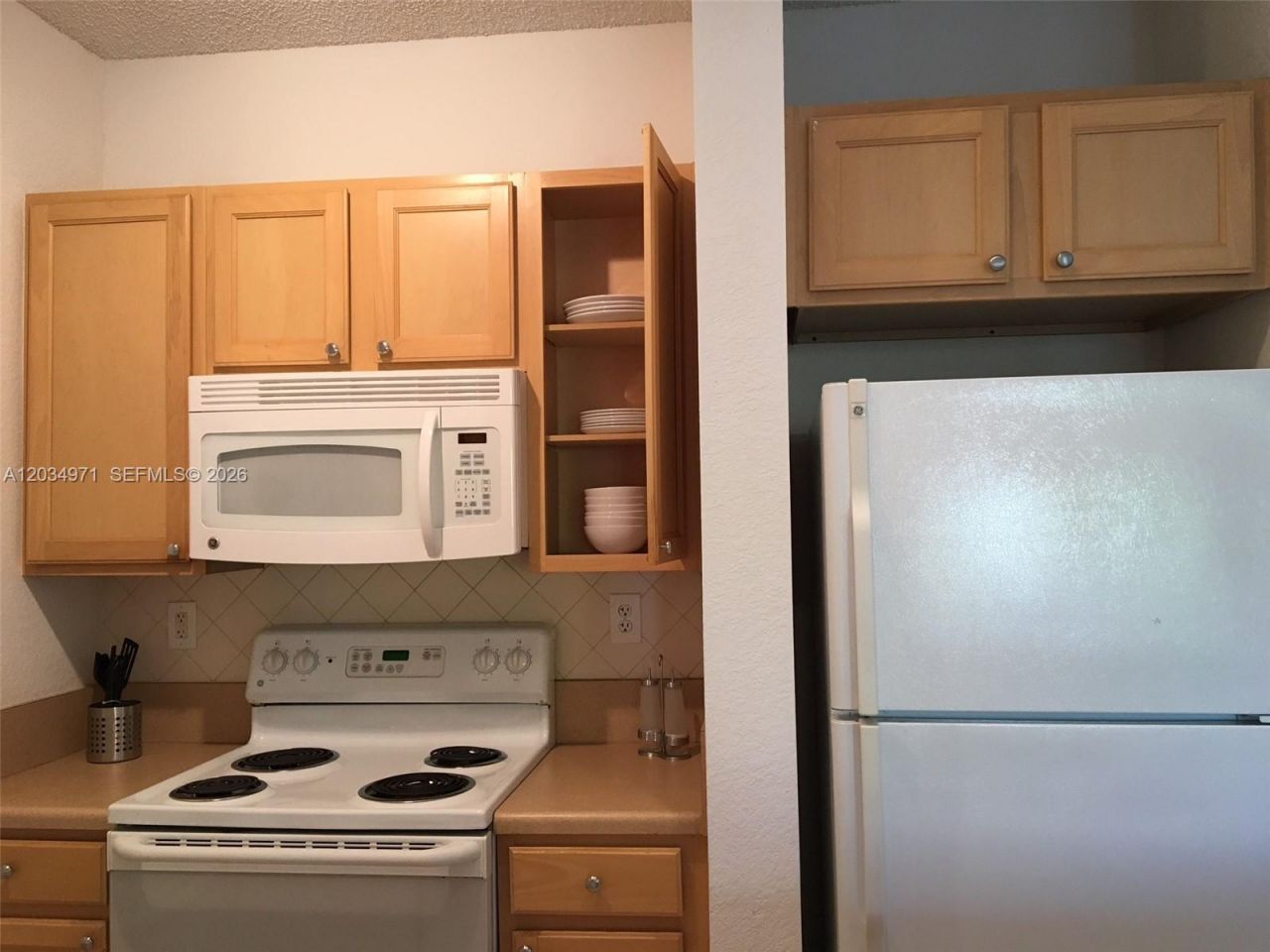 6001 SW 70th St , Unit 335, South Miami, FL 33143 Photo