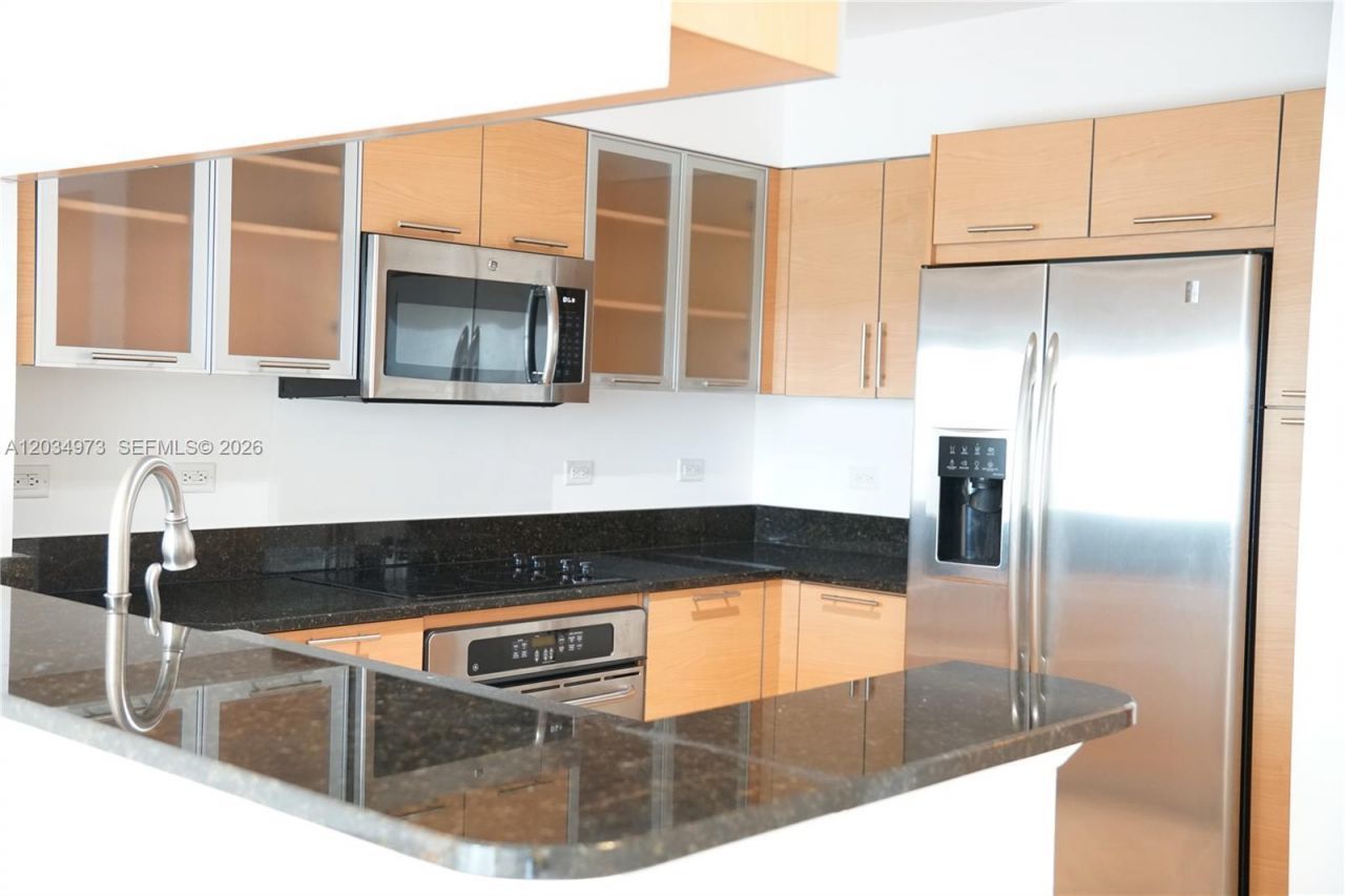 31 SE 5th St, Unit 2205, Miami, FL 33131 Photo