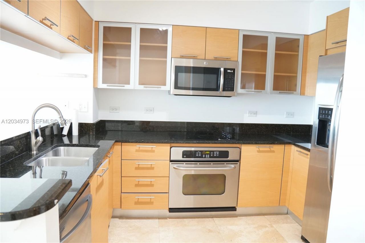 31 SE 5th St, Unit 2205, Miami, FL 33131 Photo