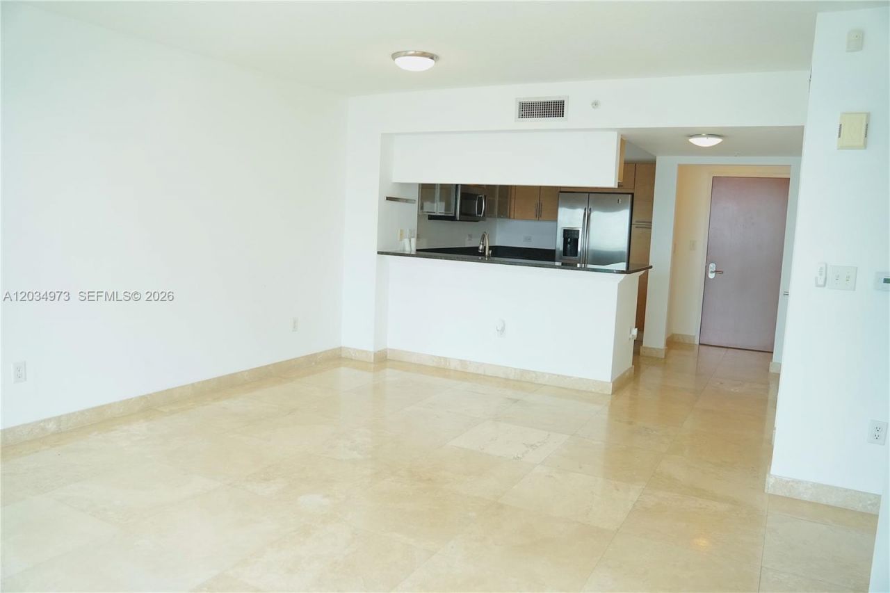 31 SE 5th St, Unit 2205, Miami, FL 33131 Photo