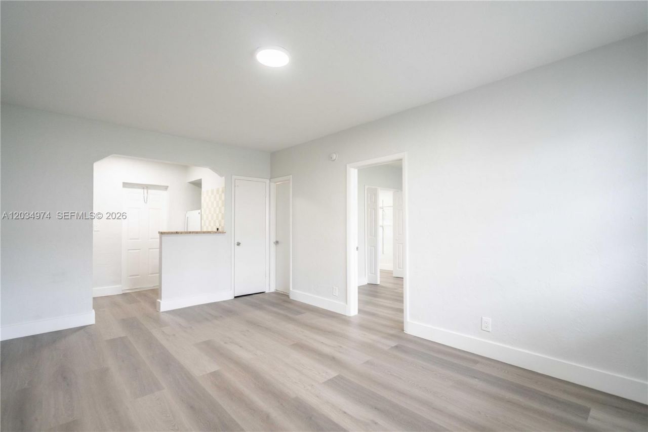 1208 71st St , Unit 3, Miami Beach, FL 33141 Photo