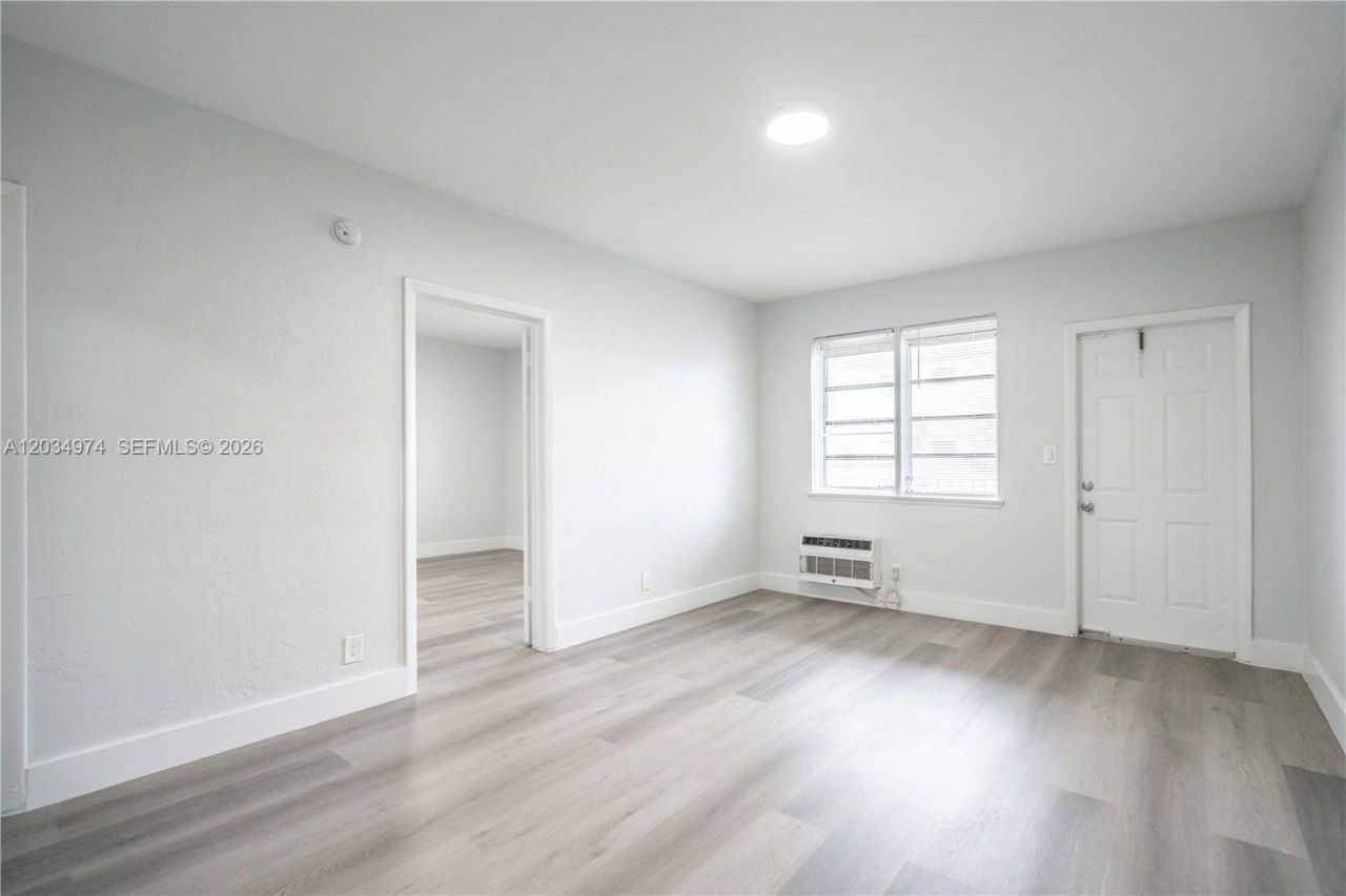 1208 71st St , Unit 3, Miami Beach, FL 33141 Photo