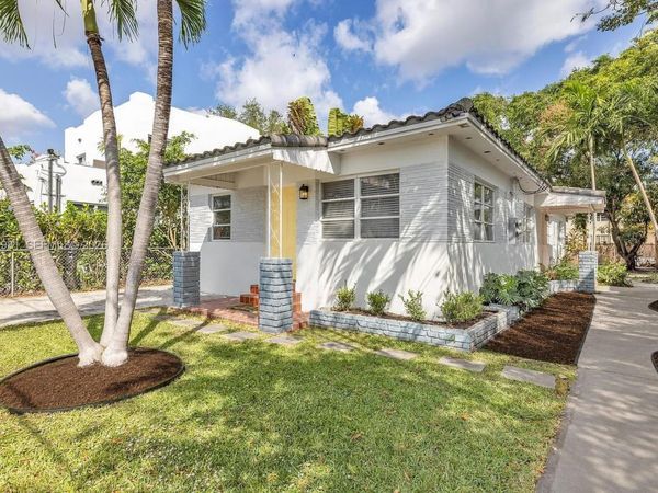 545 NE 64th St , Miami, FL 33138