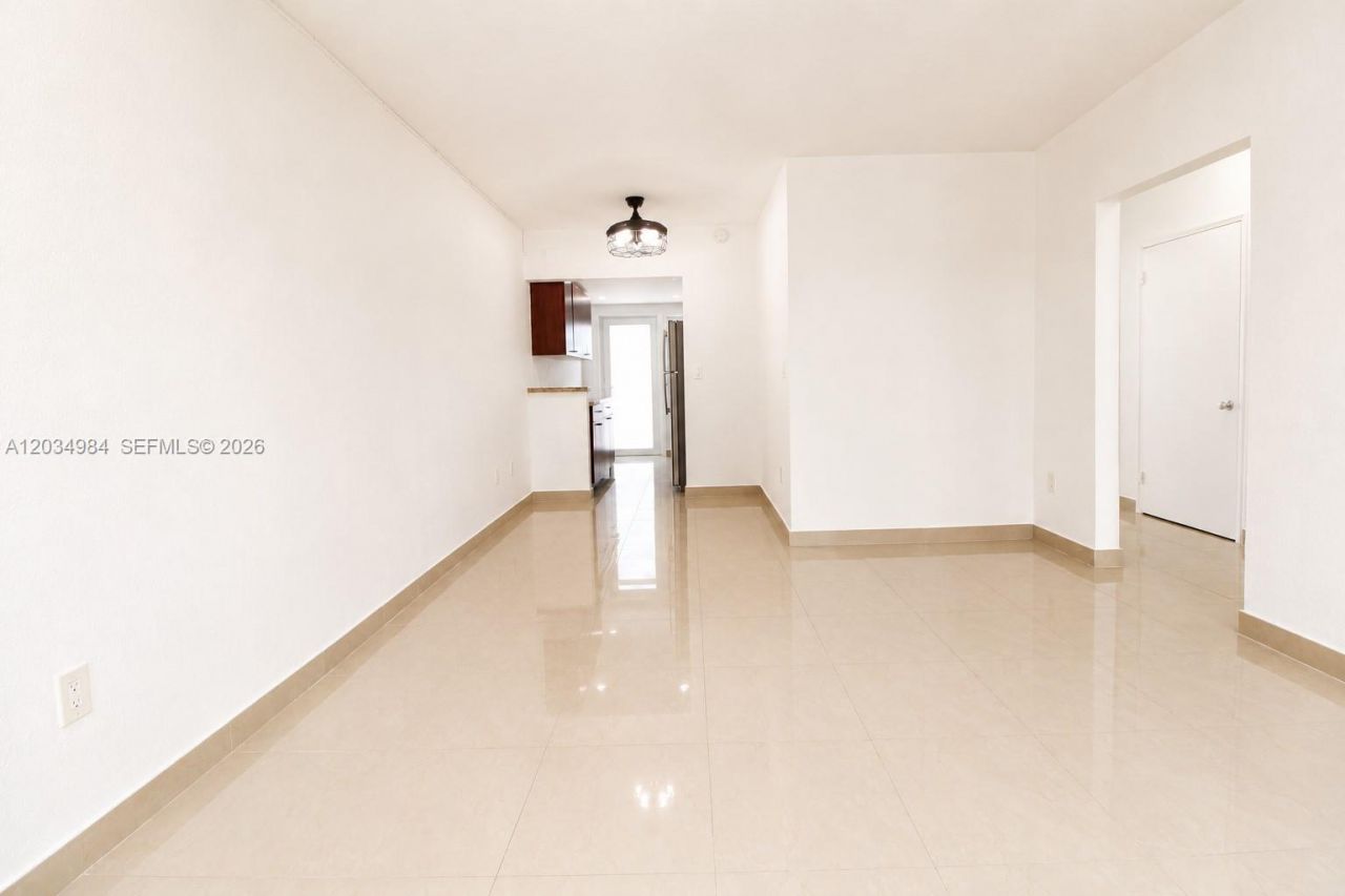 3550 SW 9th Ter , Unit 8B, Miami, FL 33135 Photo