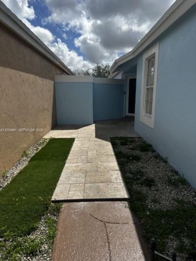 14952 SW 75th Ter , Miami, FL 33193 Photo