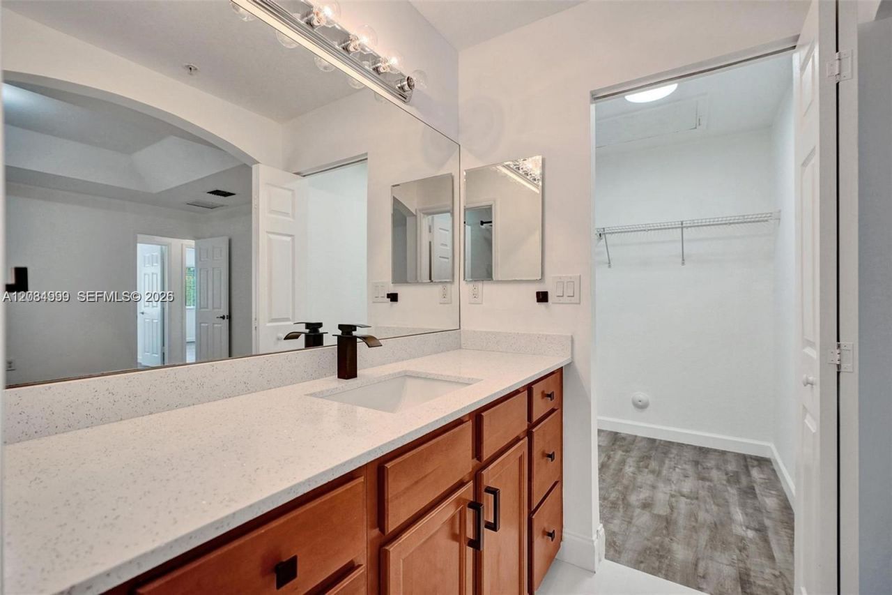 22511 SW 88th Pl , Unit 6-24, Cutler Bay, FL 33190 Photo