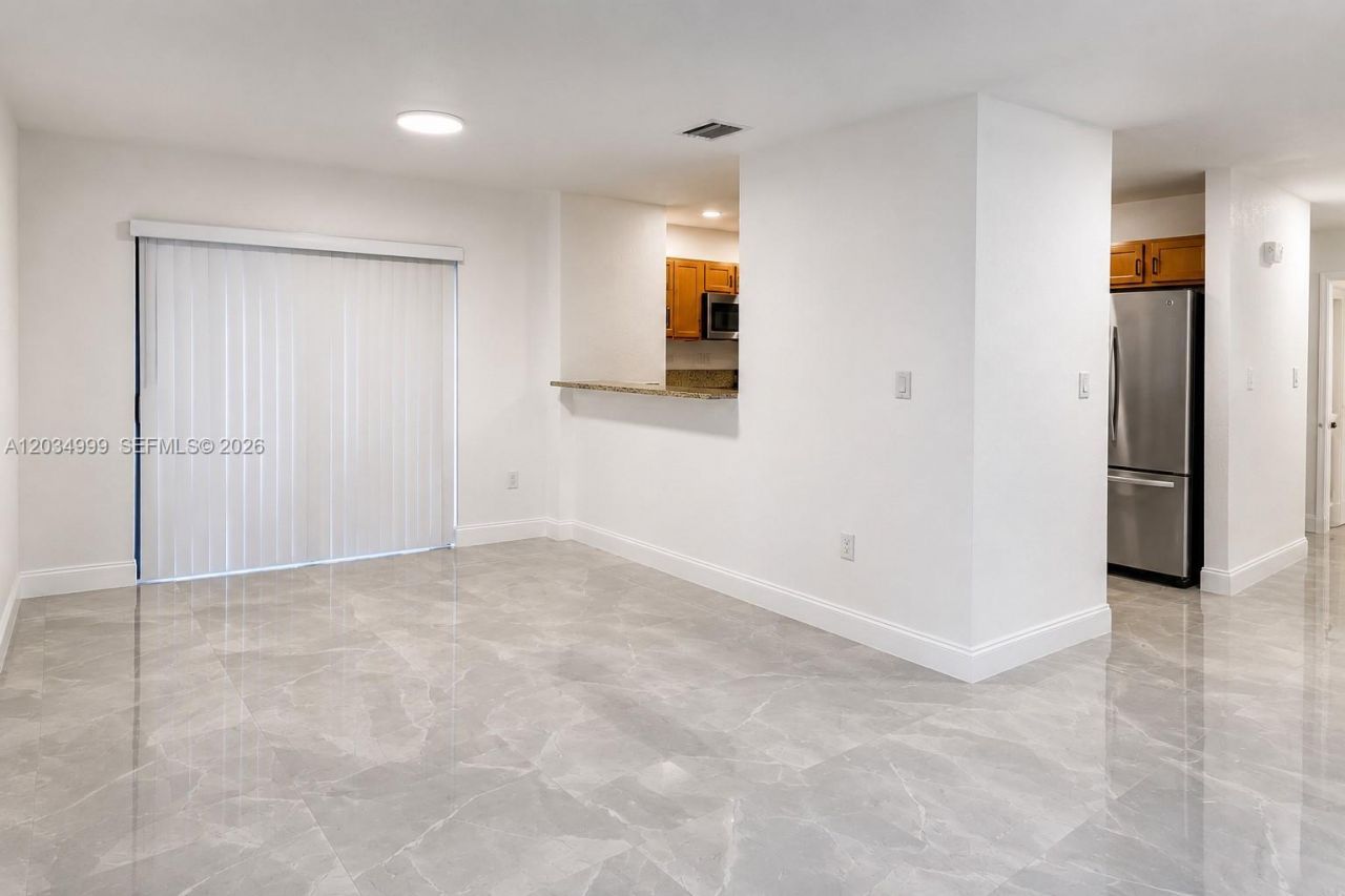 22511 SW 88th Pl, Unit 6-24, Cutler Bay, FL 33190 Photo