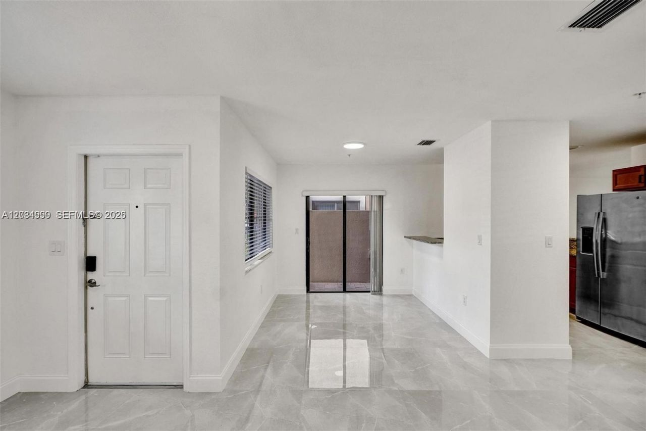 22511 SW 88th Pl , Unit 6-24, Cutler Bay, FL 33190 Photo
