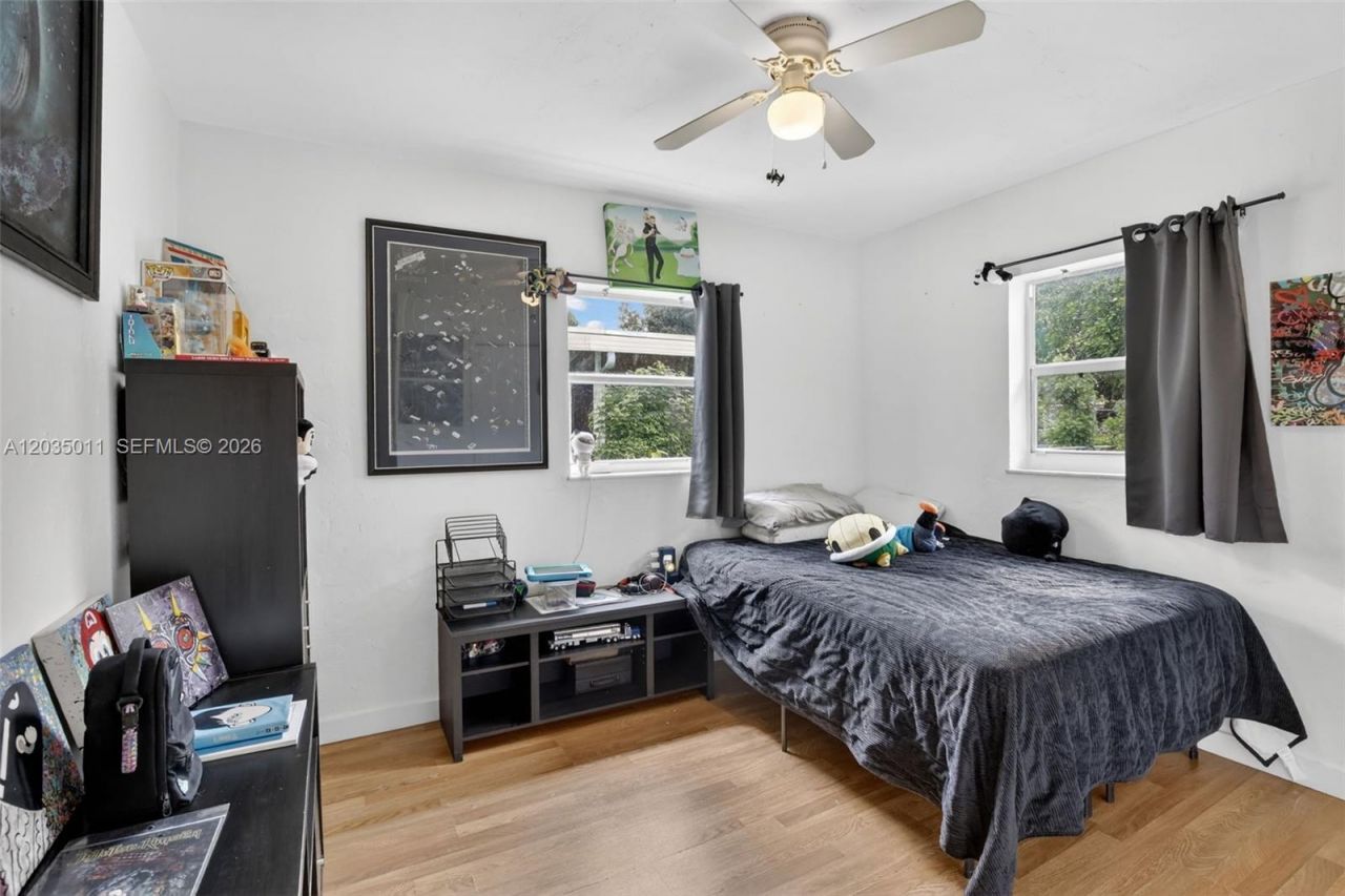 6238 Hayes St , Hollywood, FL 33024 Photo