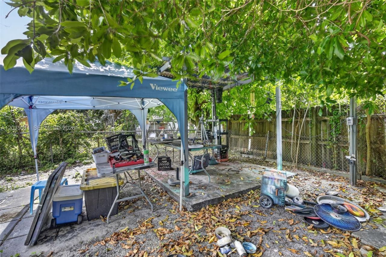 6238 Hayes St , Hollywood, FL 33024 Photo