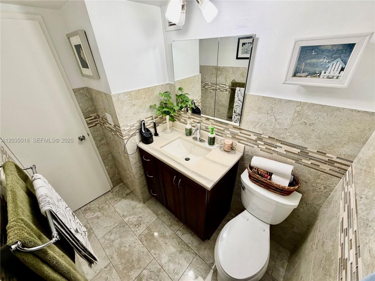 5700 Collins Ave , Unit 14M, Miami Beach, FL 33140 Photo