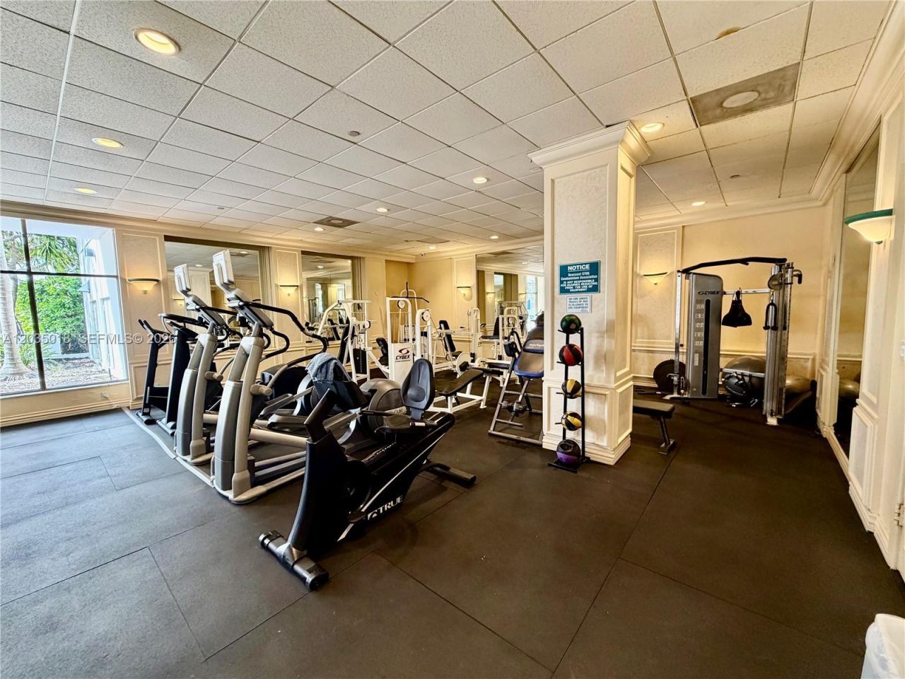 5700 Collins Ave , Unit 14M, Miami Beach, FL 33140 Photo