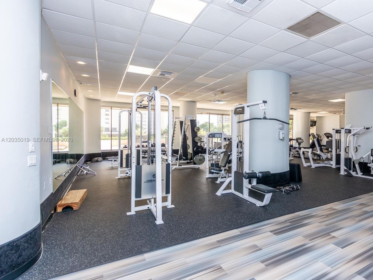 1800 NE 114th St , Unit 2204, Miami, FL 33181 Photo