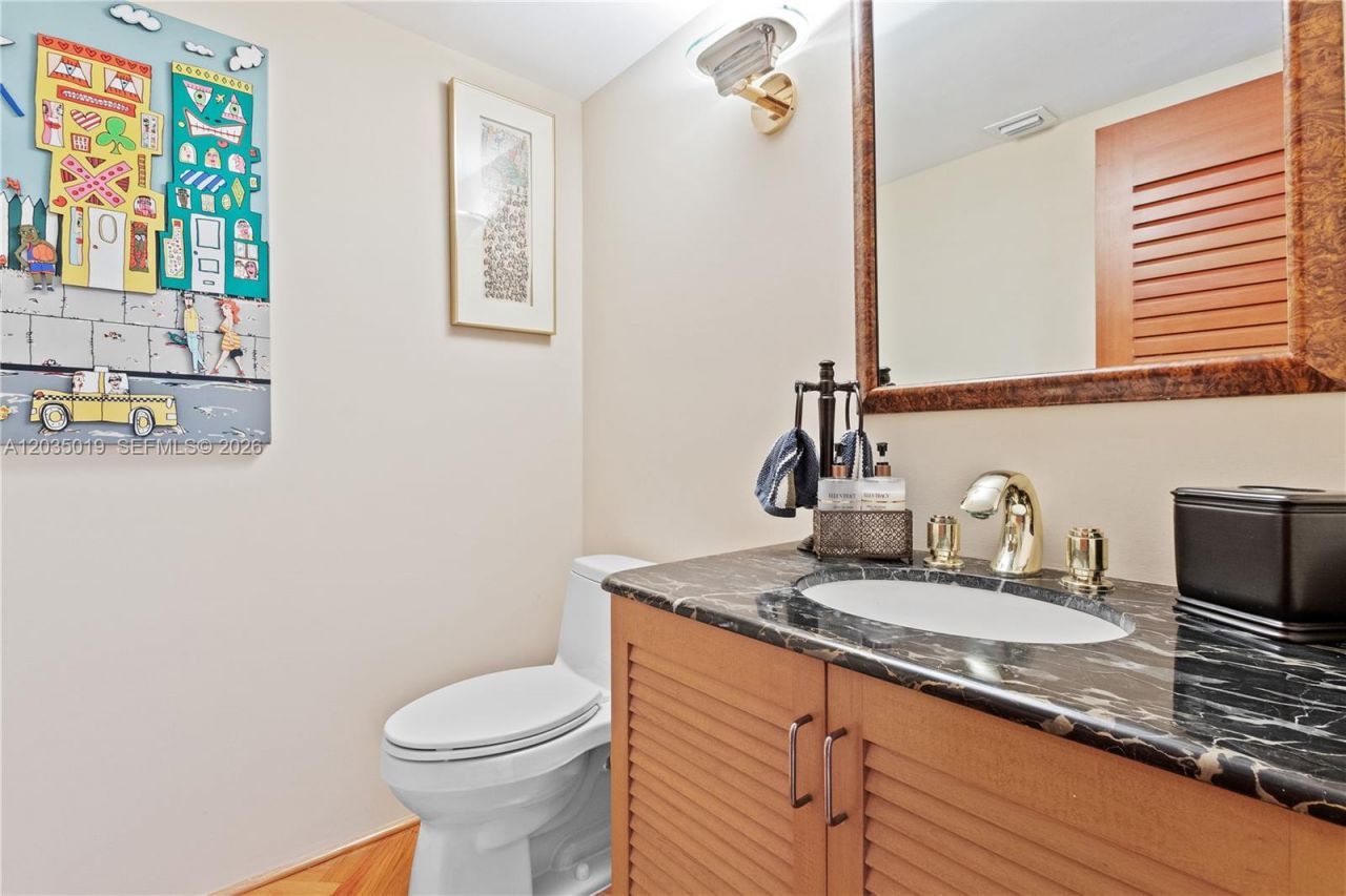 1800 NE 114th St , Unit 2204, Miami, FL 33181 Photo