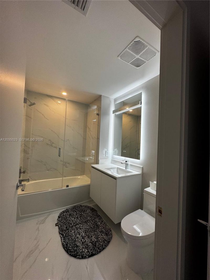 700 NE 24 , Unit 2206, Miami, FL 33137 Photo