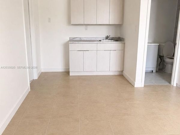 11931 SW 132nd Ave , Unit Efficiency, Miami, FL 33186