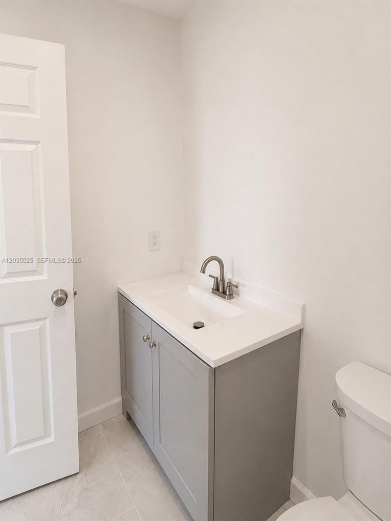 11931 SW 132nd Ave , Unit Efficiency, Miami, FL 33186 Photo