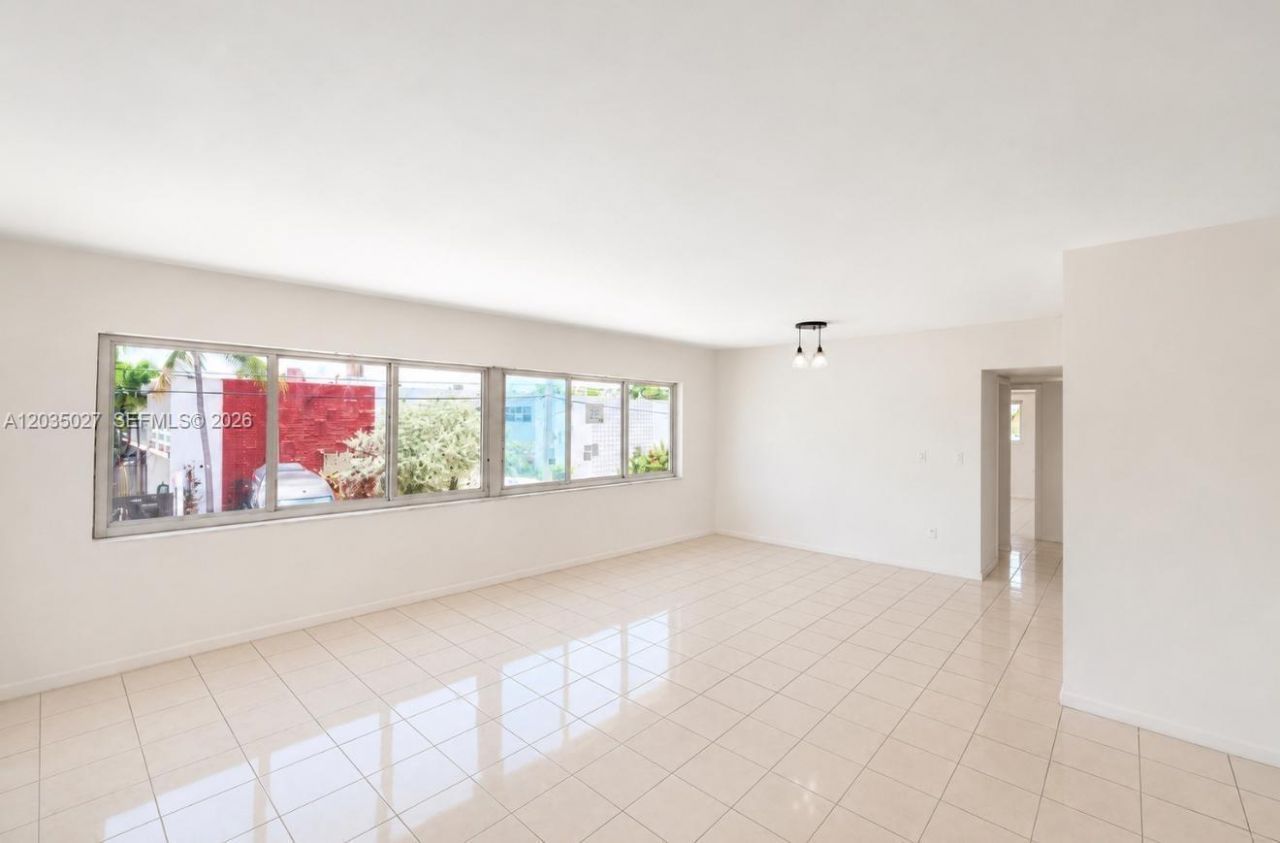 Please Call For Address, Unit 21, Miami Beach, FL 33141 Photo