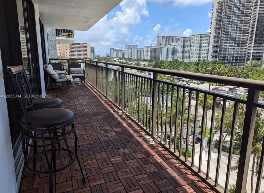 3031 N Ocean Blvd , Unit 805, Fort Lauderdale, FL 33308 Photo