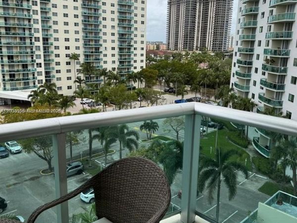 19380 Collins Ave , Unit 707, Sunny Isles Beach, FL 33160