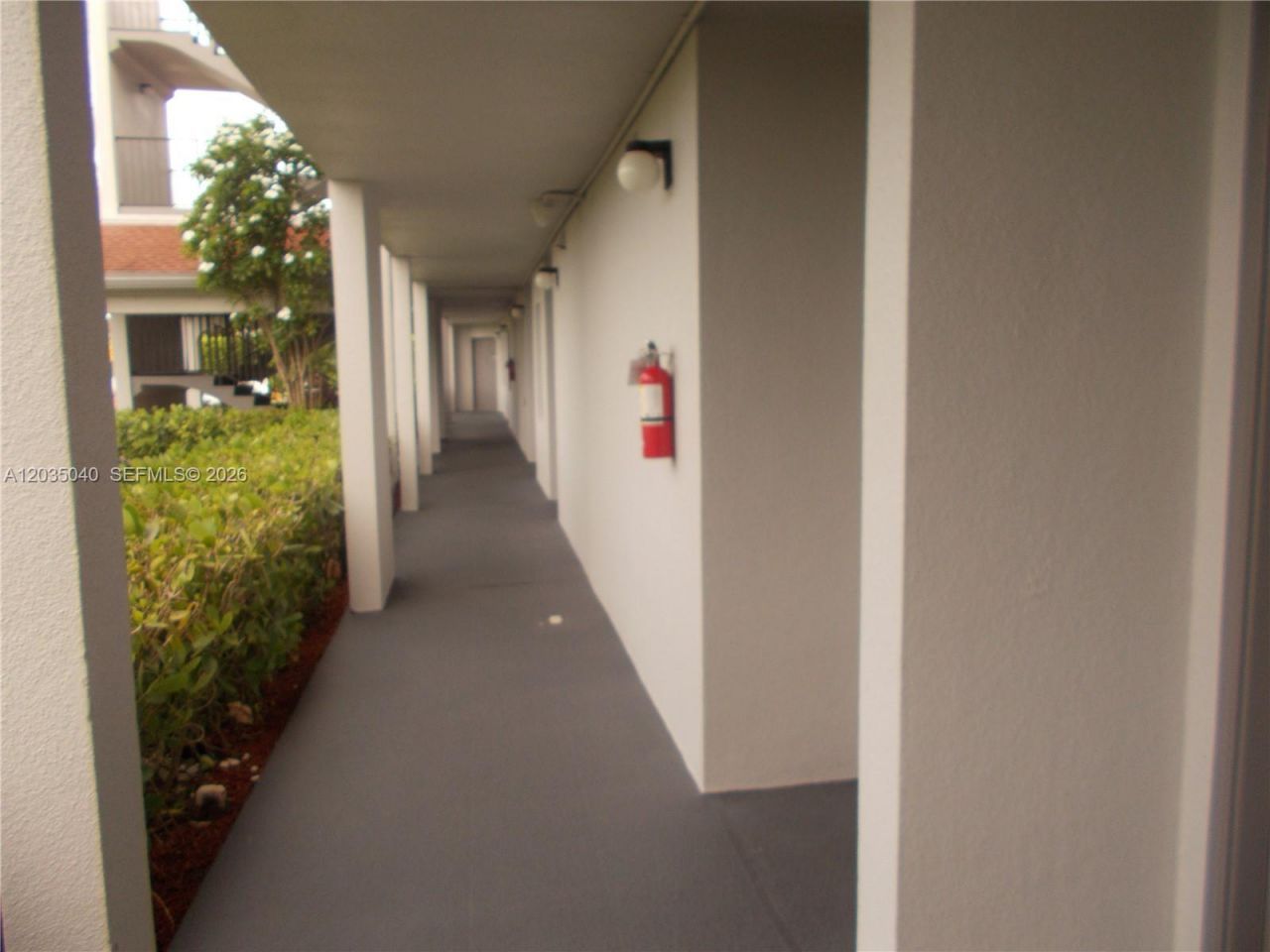 1400 SW 124th Ter, Unit 106Q, Pembroke Pines, FL 33027 Photo