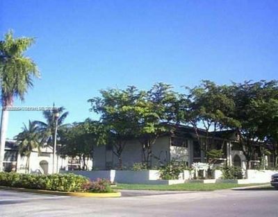 18965 NW 62nd Ave , Unit 210, Hialeah, FL 33015 Photo
