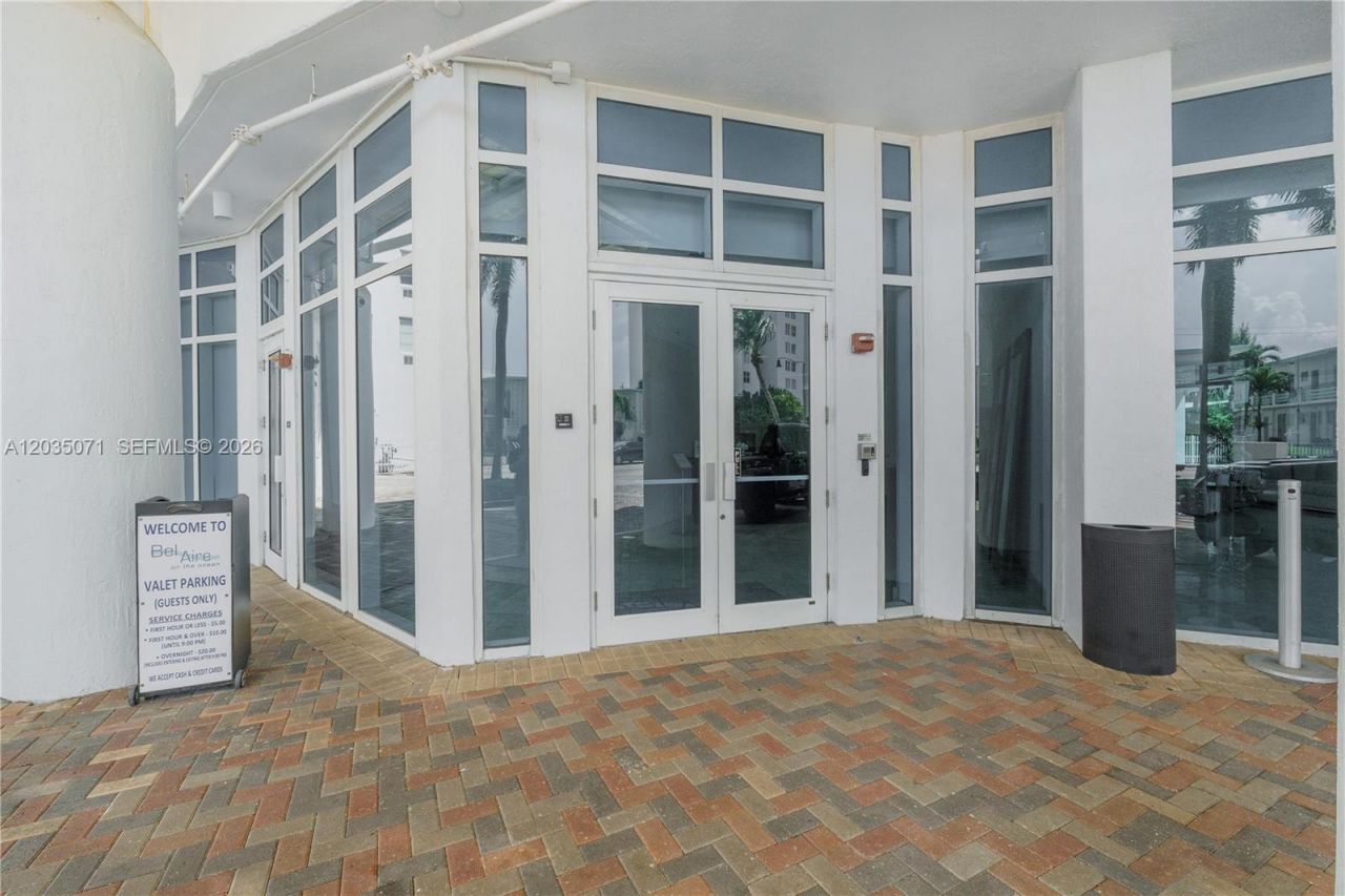 6515 Collins Ave, Unit 1405, Miami Beach, FL 33141 Photo