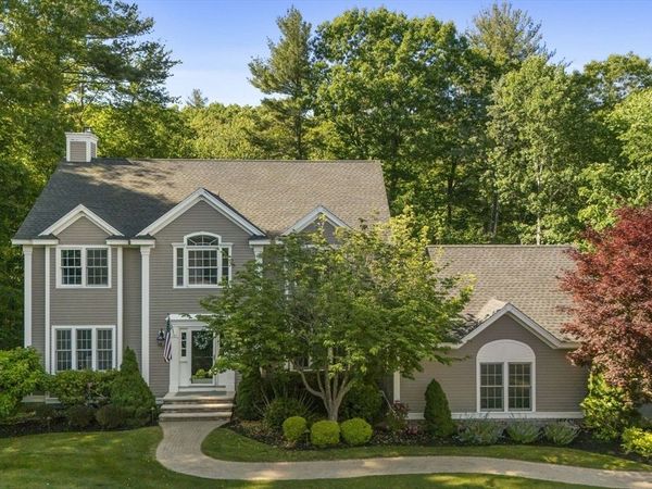 14 Puritan Ave, North Andover, MA 01845