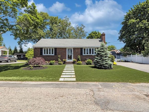 13 Willard St, Dedham, MA 02026
