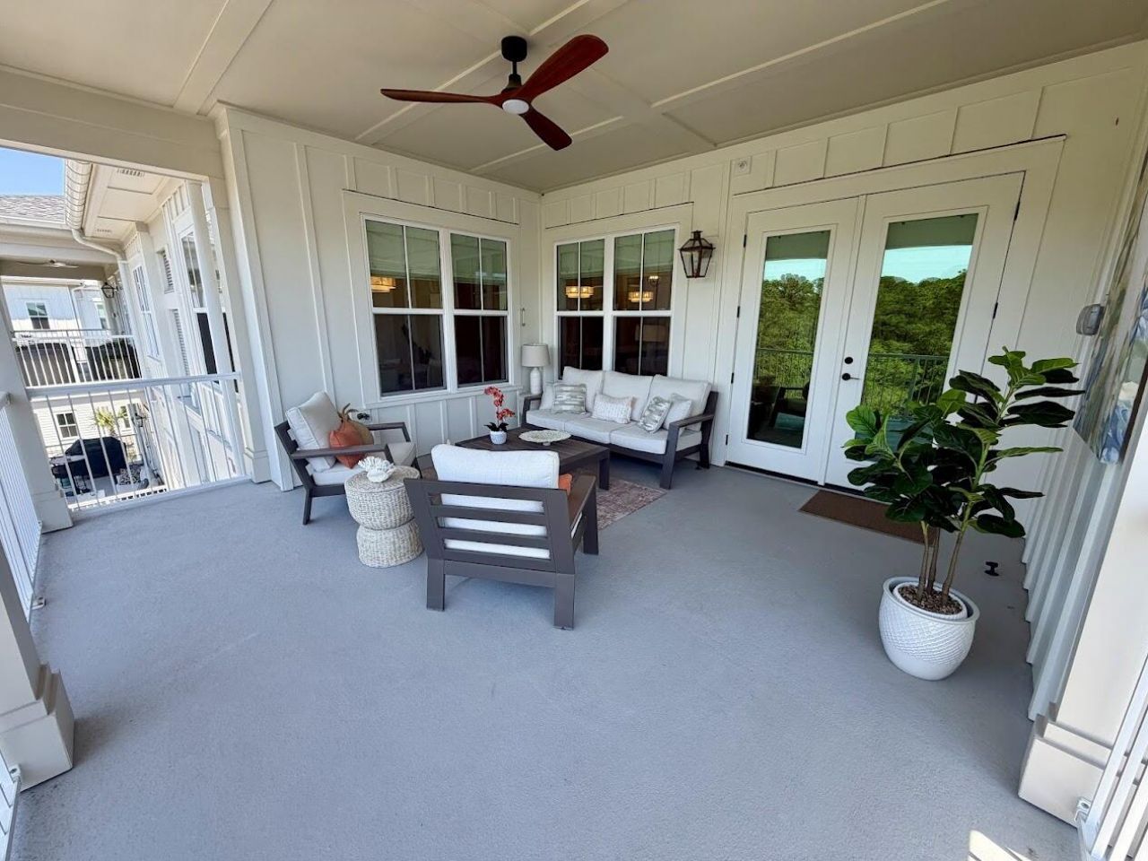 320 Longshore Street Photo 37