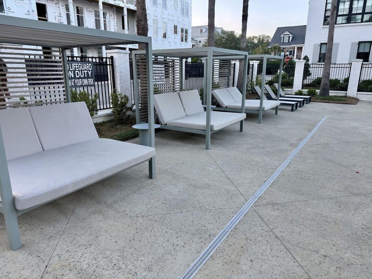 320 Longshore Street Photo 57