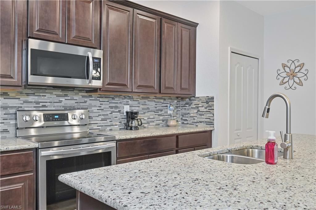 8784 Cascade Price Cir, North Fort Myers, FL 33917 Photo