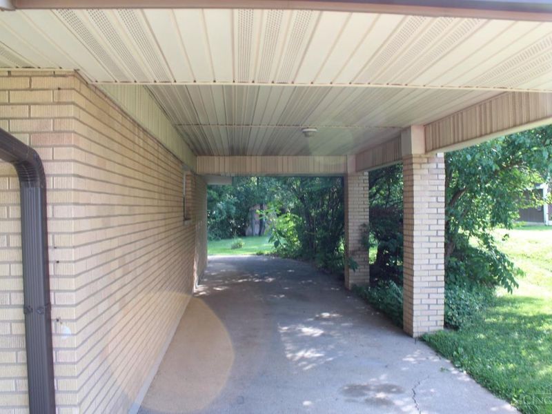 12122 Wincanton, Colerain Township, OH 45231 Photo 2