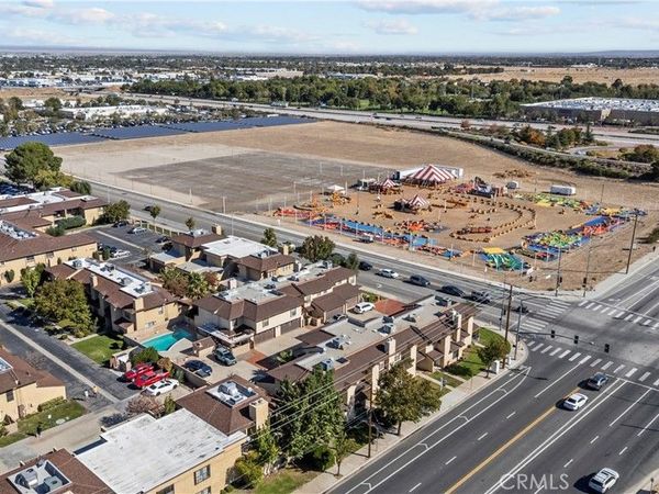 42805 15th W, Lancaster, CA 93534