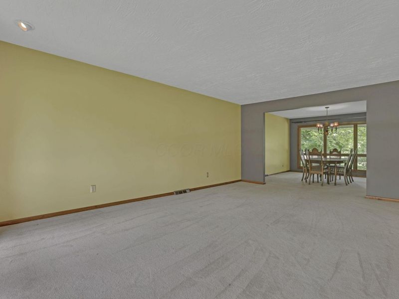 2351 Scenic Drive NE, Lancaster, OH 43130 Photo 11