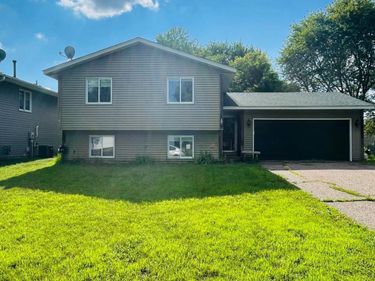 18325 Embers Avenue, Farmington, MN 55024