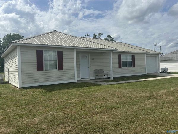 1247 Gray Road, Boaz, AL 35957