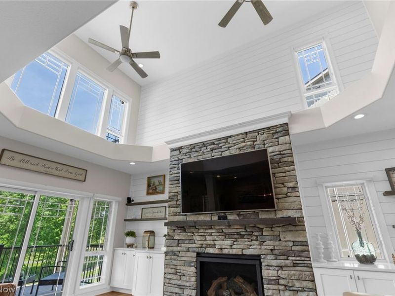 558 Bayshore Boulevard, Lake Milton, OH 44429 Photo 14