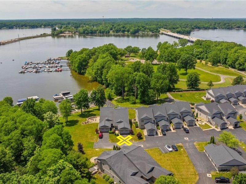 558 Bayshore Boulevard, Lake Milton, OH 44429 Photo 6