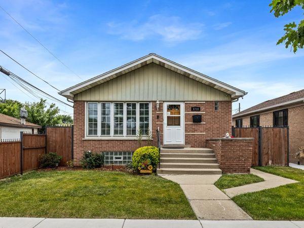 5710 W 58th Street , Chicago, IL 60638