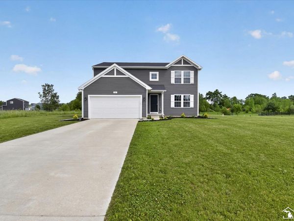 102 Forest Way, Davisburg, MI 48350