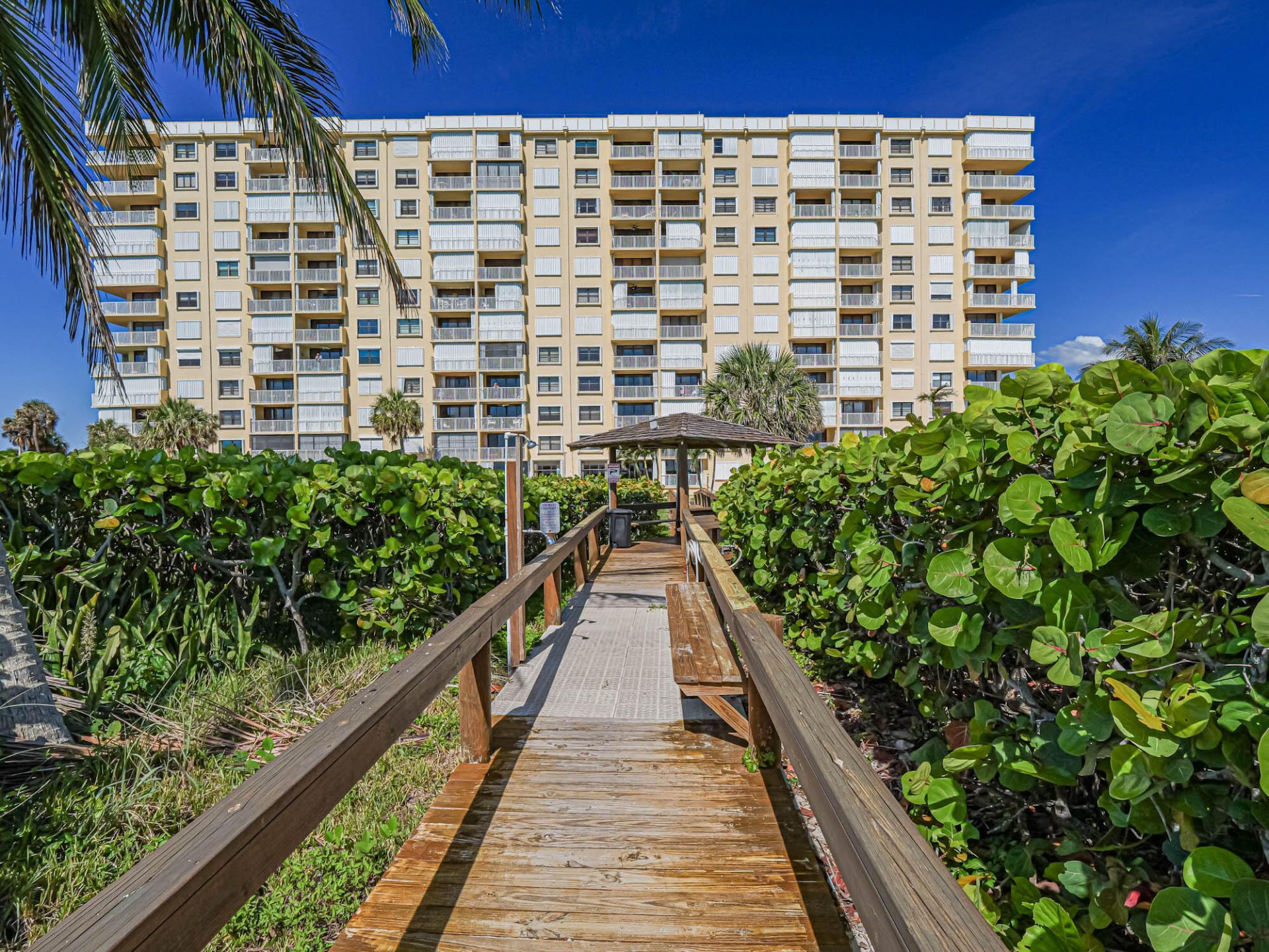 3200 N Highway A1a, Unit 102, Hutchinson Island, FL 34949 Photo