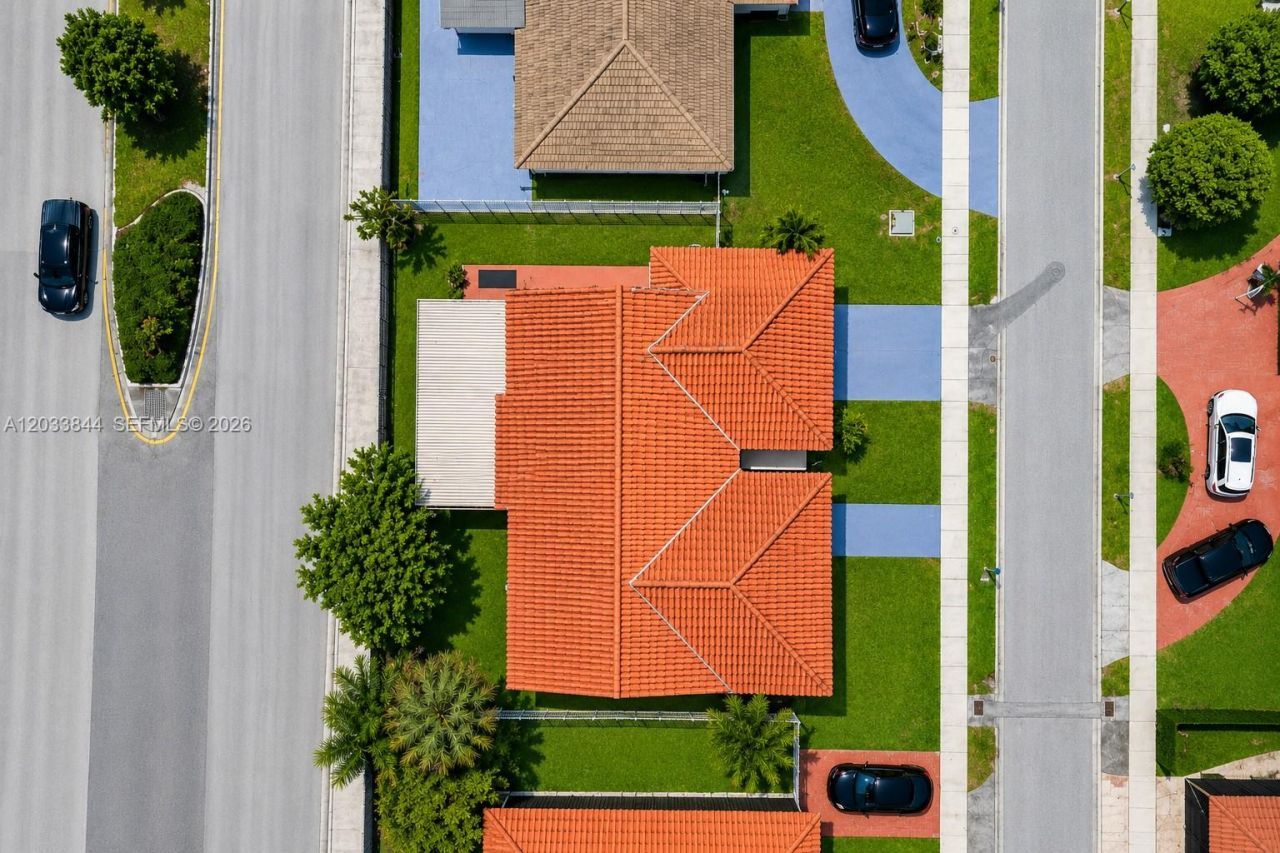 1330 SW 126th Pl, Miami, FL 33184 Photo