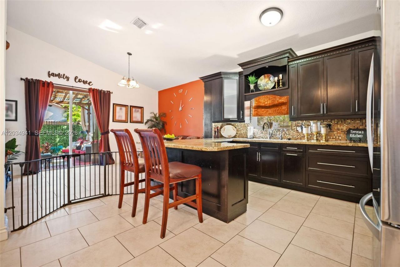 12870 SW 53rd St , Miramar, FL 33027 Photo