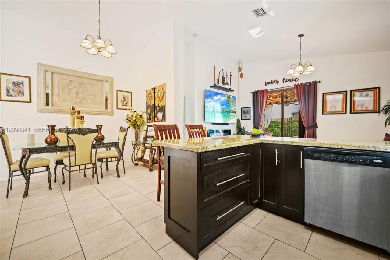 12870 SW 53rd St , Miramar, FL 33027 Photo