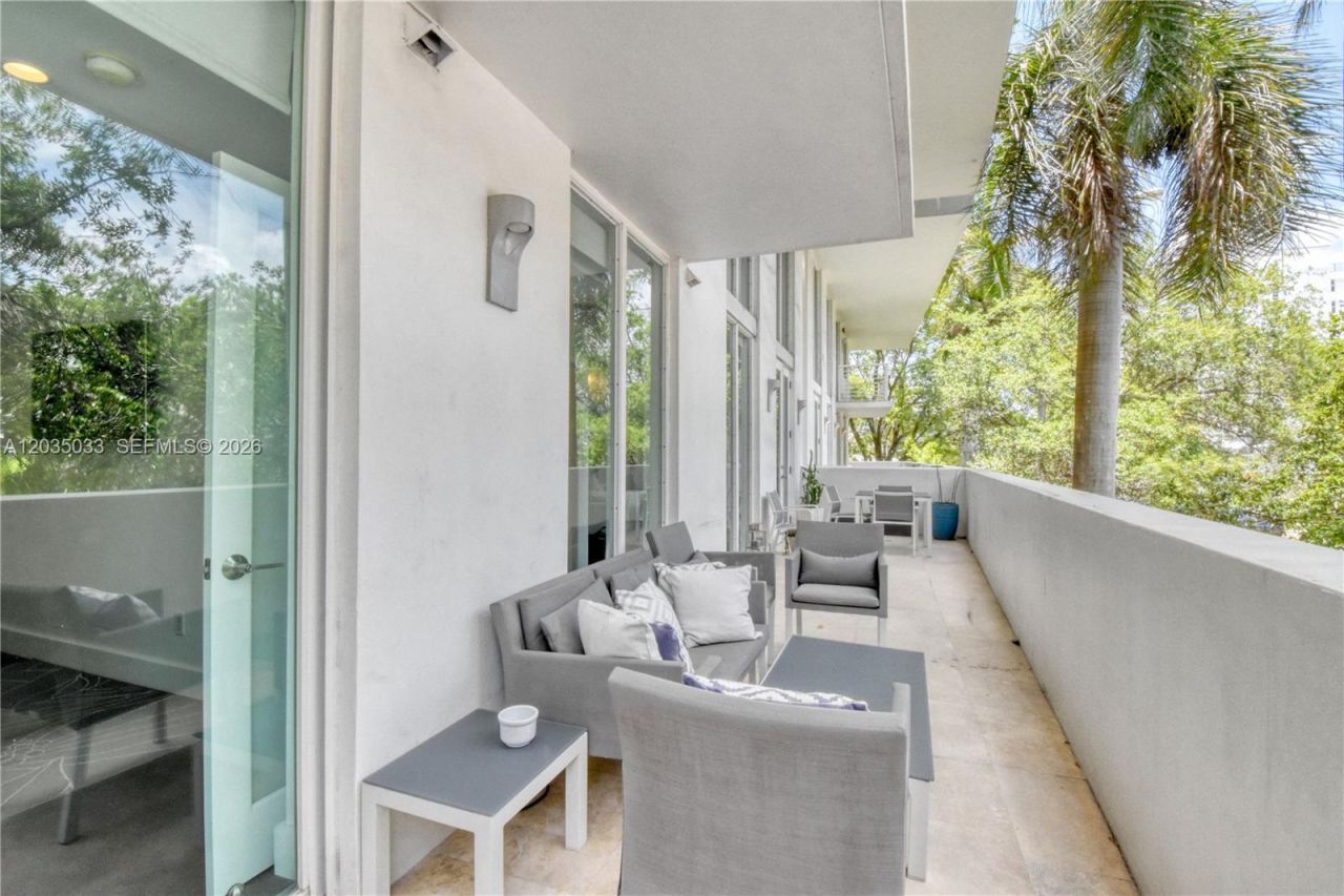 1428 West Ave , Unit 204, Miami Beach, FL 33139 Photo