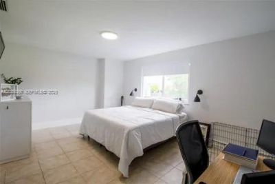 933 NW 106th Ave Cir , Miami, FL 33172 Photo
