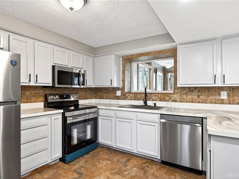 6308 Hemingway Road, Dayton, OH 45424 Photo 18