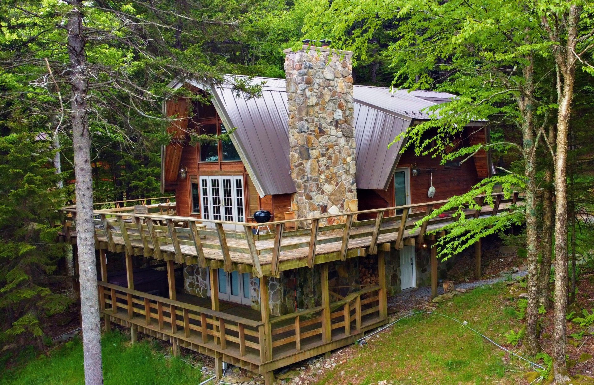 115 N. West Ridge Rd, Snowshoe, WV 26209 Main Photo