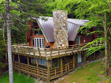 115 N. West Ridge Rd, Snowshoe, WV 26209